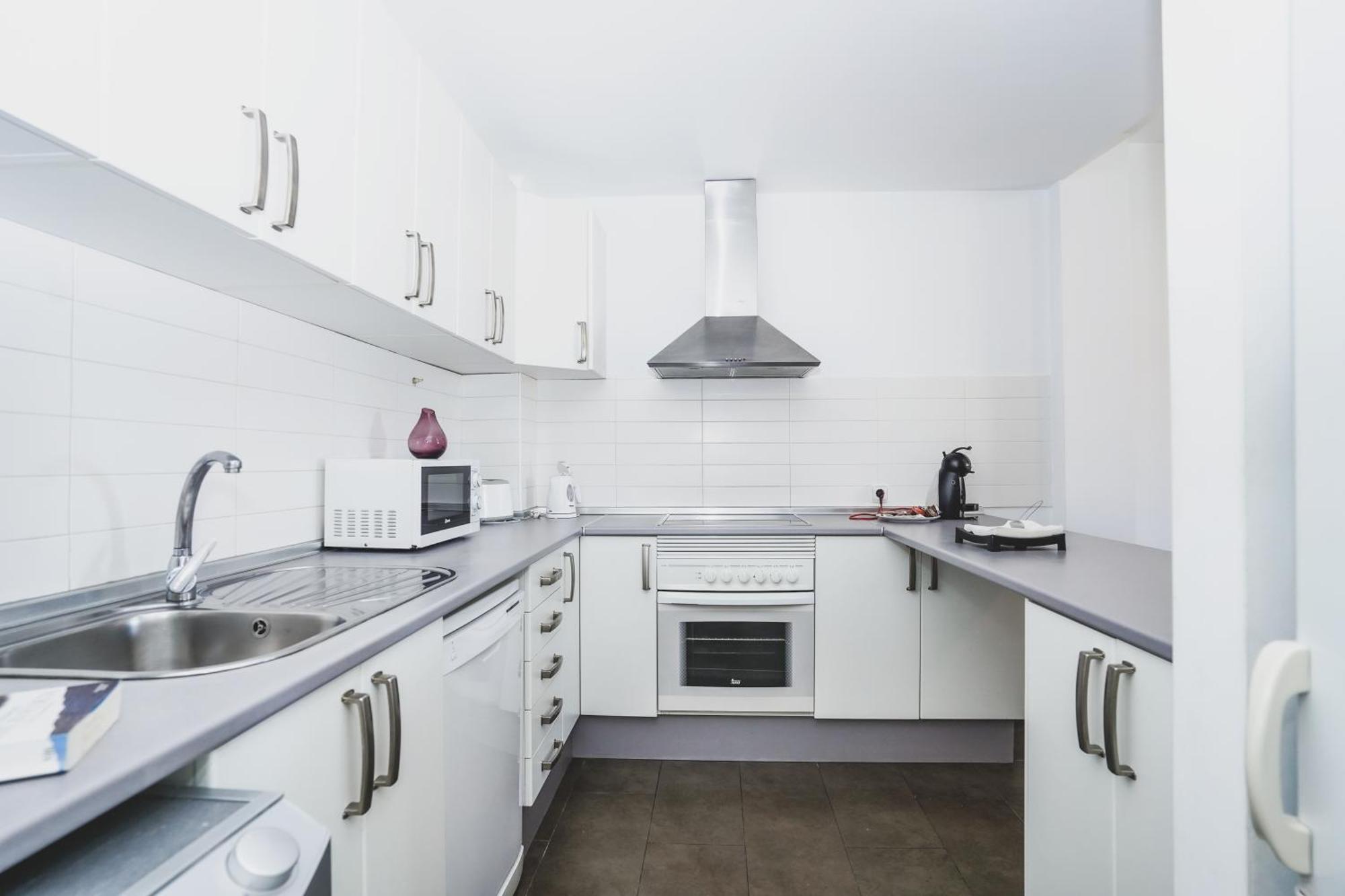 Cornisa Apartments Паталавака Экстерьер фото