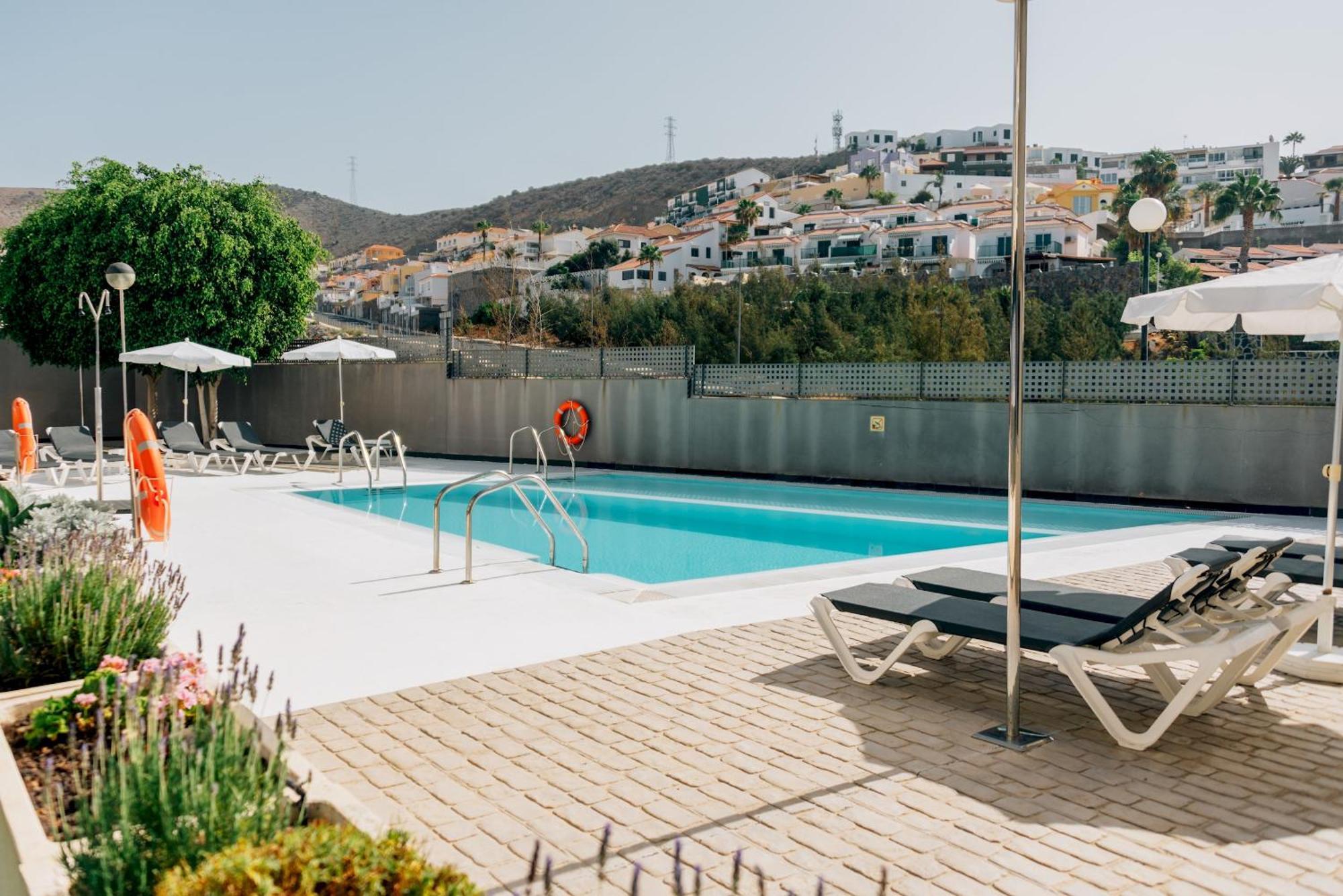 Cornisa Apartments Паталавака Экстерьер фото